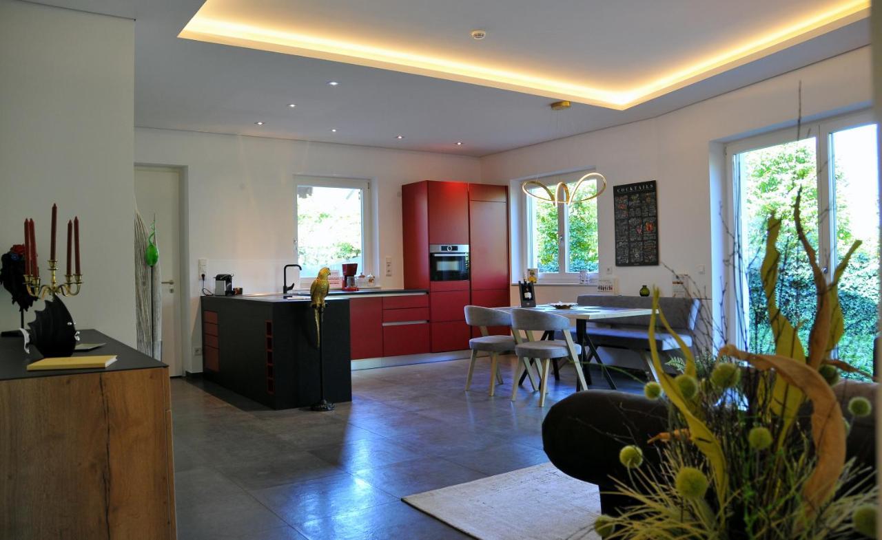 Ruhige Ferienwohnung Mit Garten Und Garage In Privatvilla Marlengo Exterior foto