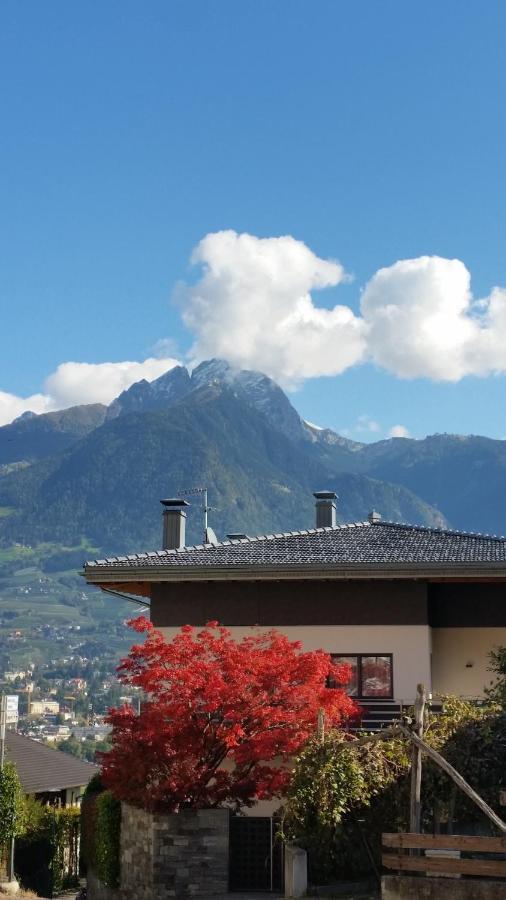 Ruhige Ferienwohnung Mit Garten Und Garage In Privatvilla Marlengo Exterior foto