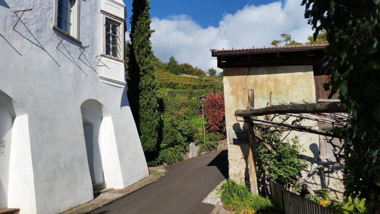 Ruhige Ferienwohnung Mit Garten Und Garage In Privatvilla Marlengo Exterior foto